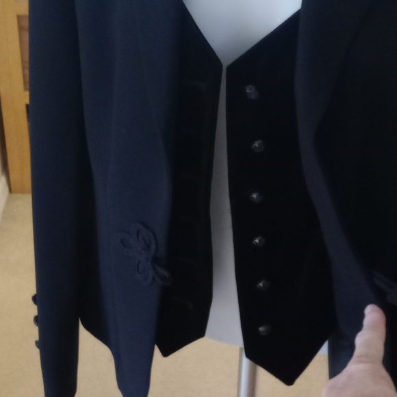Vintage Basler black jacket with built in velvet vest size US 6 - Picture 5 of 9